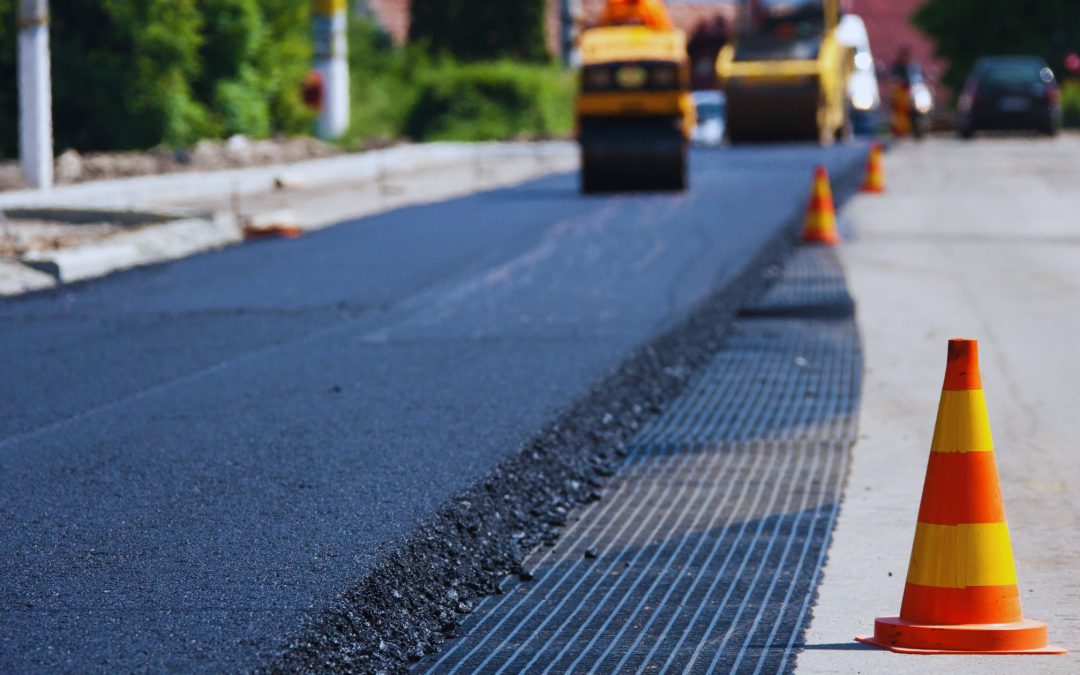 Benefits of Using Asphalt Paving for Road Projects